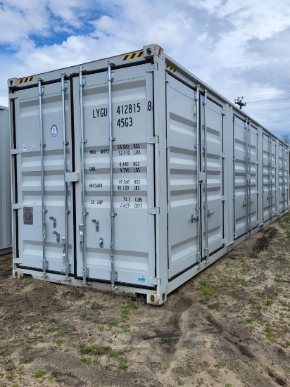 40ft Container W. 5 Doors, Unused