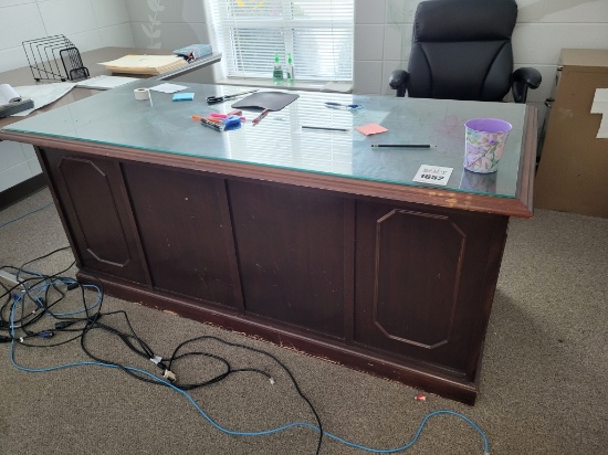 wooden office desk 64x29x28