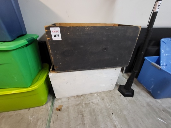 2 wooden boxes, 3ftx19inH
