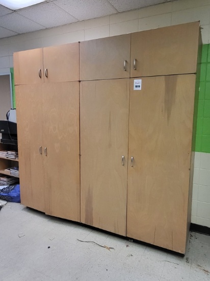 wooden cabinet 88x89