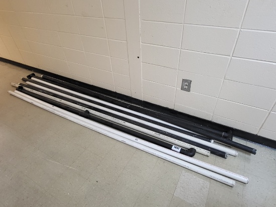 (10) 1-1/2 PVC pipe 123in L