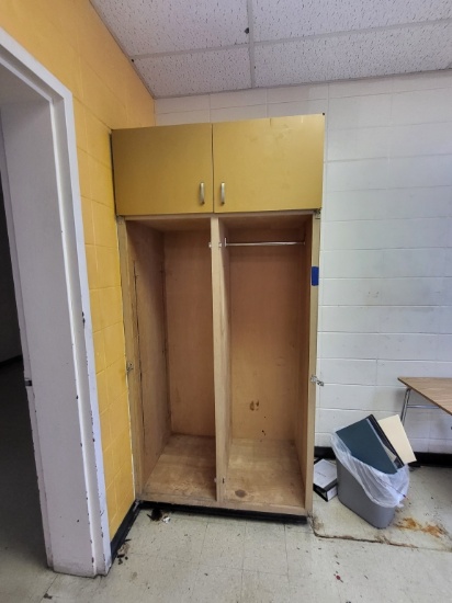 Wooden cabinet 42x88