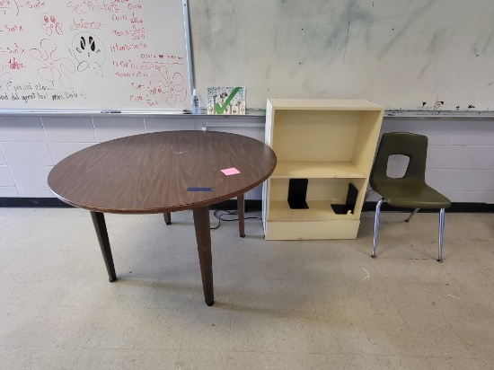round metal/wood table 48in diam., 30inH, white