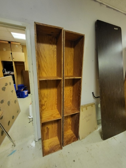 2 wooden shelves 77x14