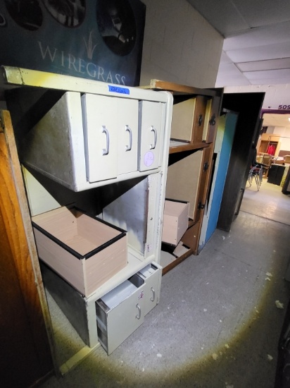 (4) metal/wood office desks