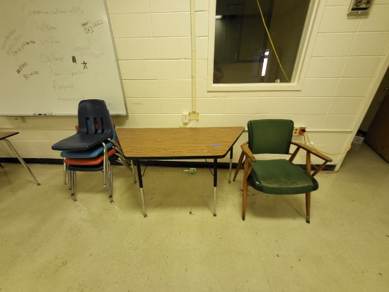 table, 4 stationary chairs, 1 office chair