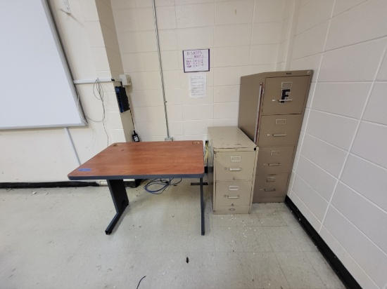 table, 2-drawer filing cabinet, 4-drawer filing