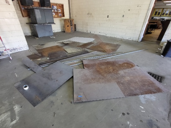 Various pcs of expanded metal, sheet metal
