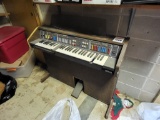 vintage Baldwin Fun Machine keyboard