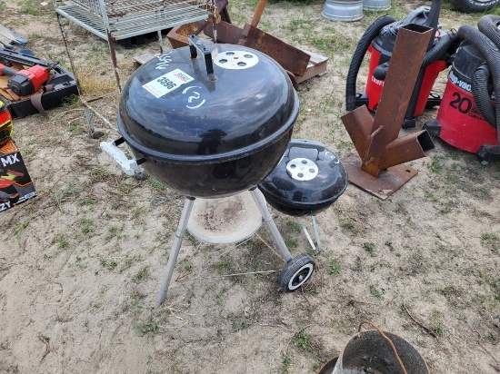 (2) Weber Charcoal Grills