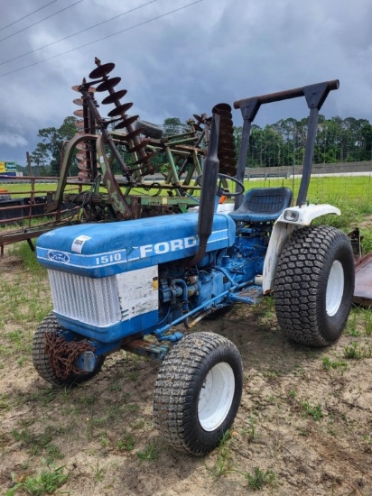 Ford 1510 Tractor