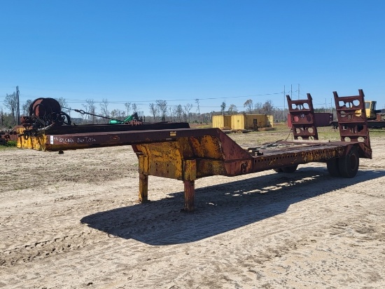 32ft Lowboy Trailer W/ Hydraulic Ramps