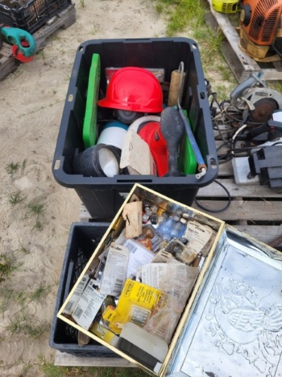 Tote W/ Buffer, Floodlight, Orbit Polisher,