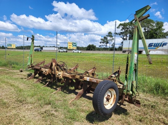 Kmc 3pt 6 Row Ripper Bedder W/ Knock Down