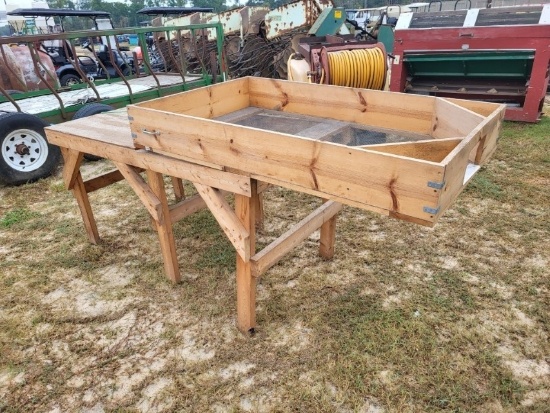 Pecan Grading Table