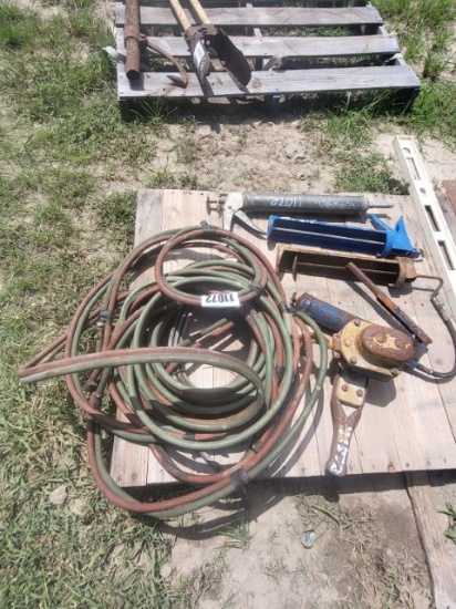 Acetylene & Oxygen Hoses, Chain Hoist, 2 Caulk