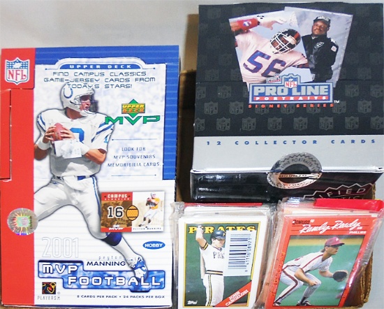 Huge -Football/Baseball Cards- Sports Memorabilia Box Lot