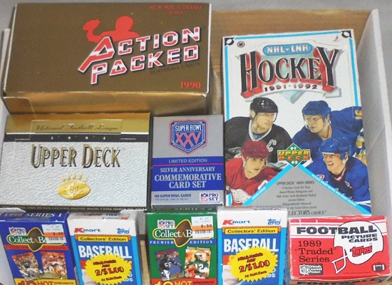 Huge -Football/Hockey/Baseball Cards- Sports Memorabilia Box Lot