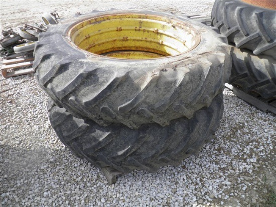 SET 15.5-38 tires on DB JD rims WITHOUT CENTERS
