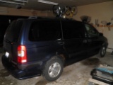 02 Chevy Venture LT, 205,000miles, good tires, new battery