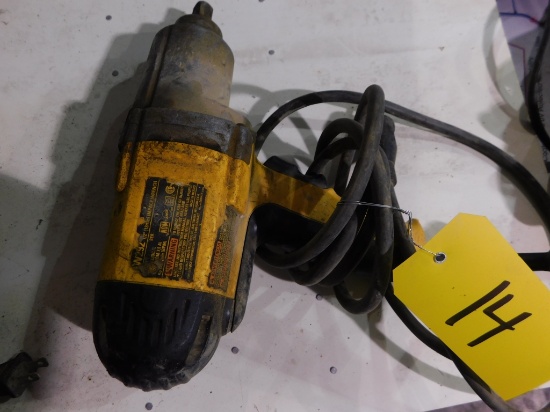 DEWALT IMPACT WRENCH