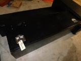 5' TRUCK BED TOOL BOX