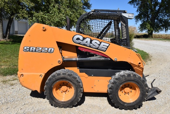 2013 Case SR220, 1,498.2 hrs, 3 aux hydraulics, hand controls, 12x16.5 tire