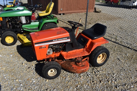 Allis Chalmers 811 GTII 3 speed, runs