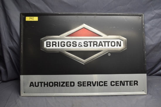 Briggs&Stratton metal sign