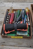 Box Lot Tools 12412 Box lot of assorted hand tools