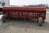 CASE IH 5400 13023 CASE IH 5400, 3 point drill, grass box, double disc open
