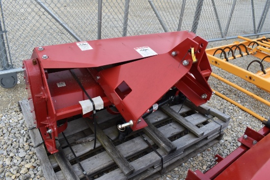 New 3 point mount, PTO tiller, small dent in  back drag plate