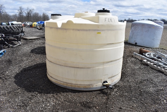 1500 Gallon Poly Tank w/ Valves