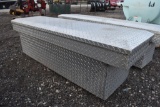 Diamond plate aluminum pick up toolbox