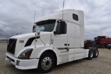 2007 Volvo VNL 670, 1,454,357 miles, raised  roof sleeper, double bunks, Cu