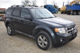 2009 Ford Escape XLT 170,399 miles, runs &  drives, front drivers corner da