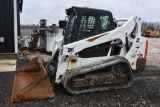 2018 T595, 2,096.8 hrs, enclosed cab,  hydraulic quick-attach, bucket, radi