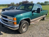 1997 Chevy 2500 Extended Cab Long Bed Pick Up  Truck, 2wd, V8 gas engine, a
