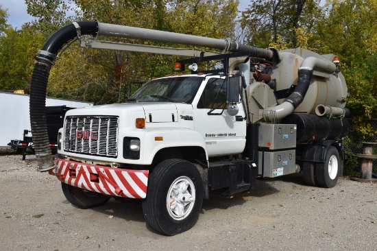 1992 GMC TOPKICK 7500, CAT engine, 69,801  miles, 5,121 eng hrs, VACTOR 210