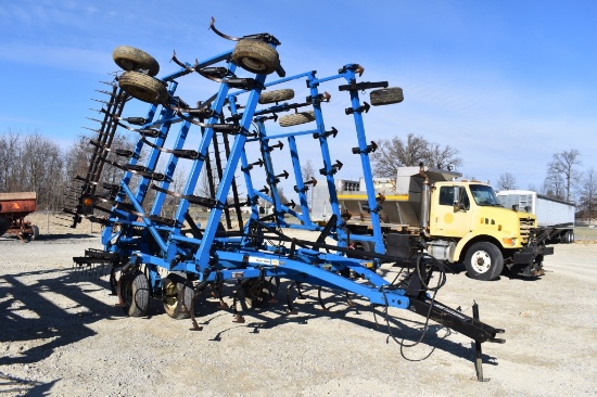 DMI Tigermate 28ft, 3 section folding, 3 bar  rear coil tine, c shanks, rea