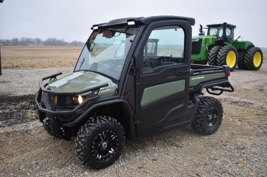 2020 John Deere GATOR XUV 835M HVAC, 587 hrs,  1,587 miles, full cab, 4x4,