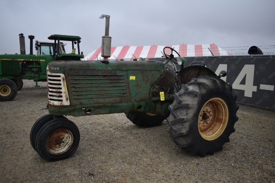 Oliver 77, row crop tractor, 540 PTO,  tricycle style,