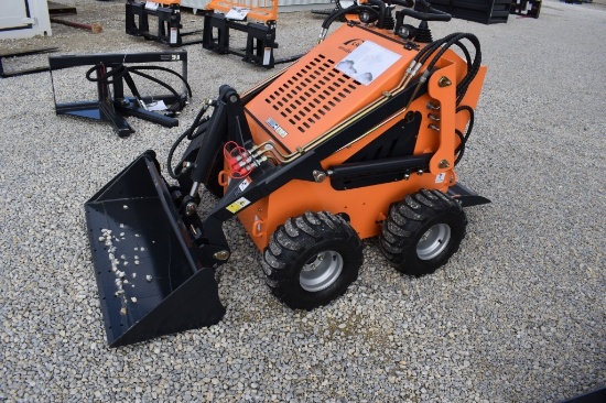 LANDHERO MINI WHEELED SKIDSTEER 25436