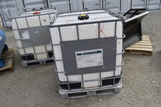250 GALLON CHEMICAL TOTE 25524