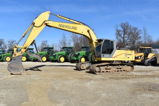 2001 NEW HOLLAND EC240 25842