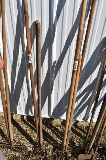 Lot of Wood Handled Forks