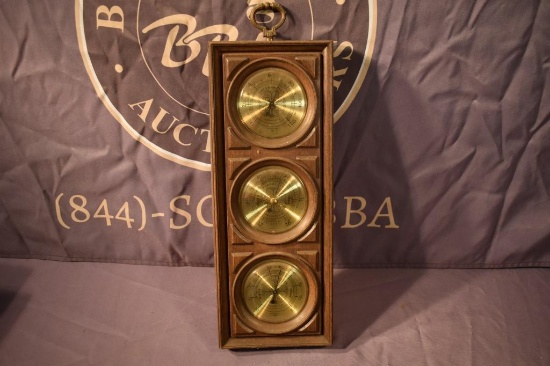 Thermometer barometer and Humidity Meter