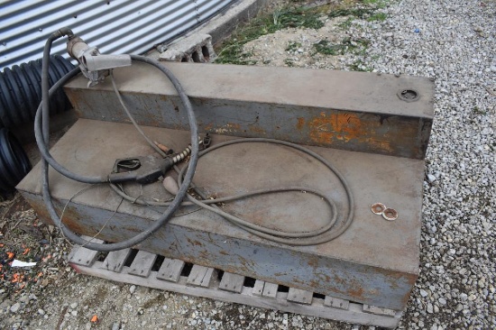 TRUCK BED FUEL TANK 5621