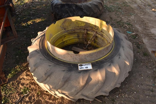 Tires JOHN DEERE TRACTOR CLAMP ON DUALS 5594