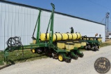 JOHN DEERE 7200 32852